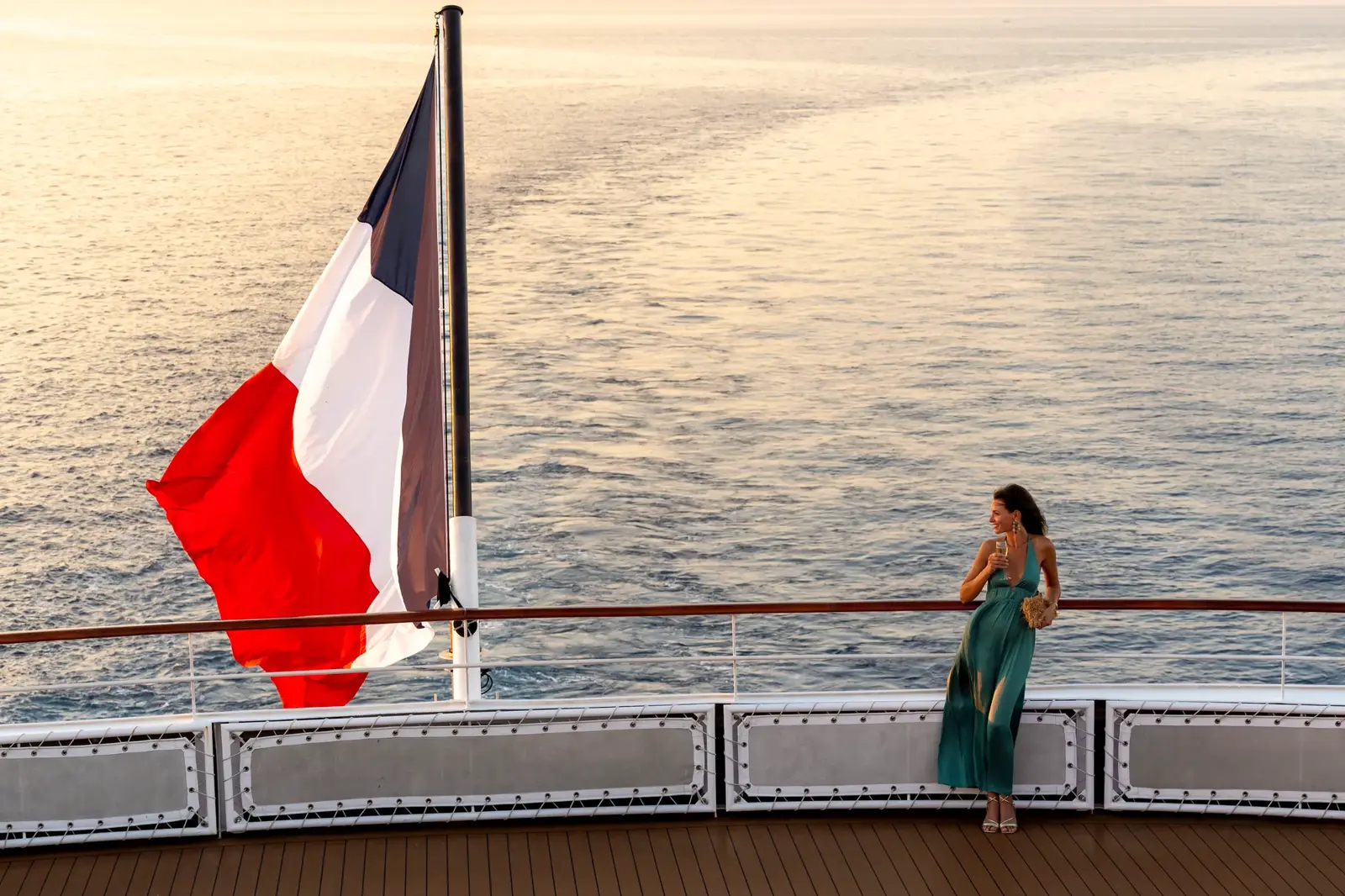 French Art-de-Vivre at Sea