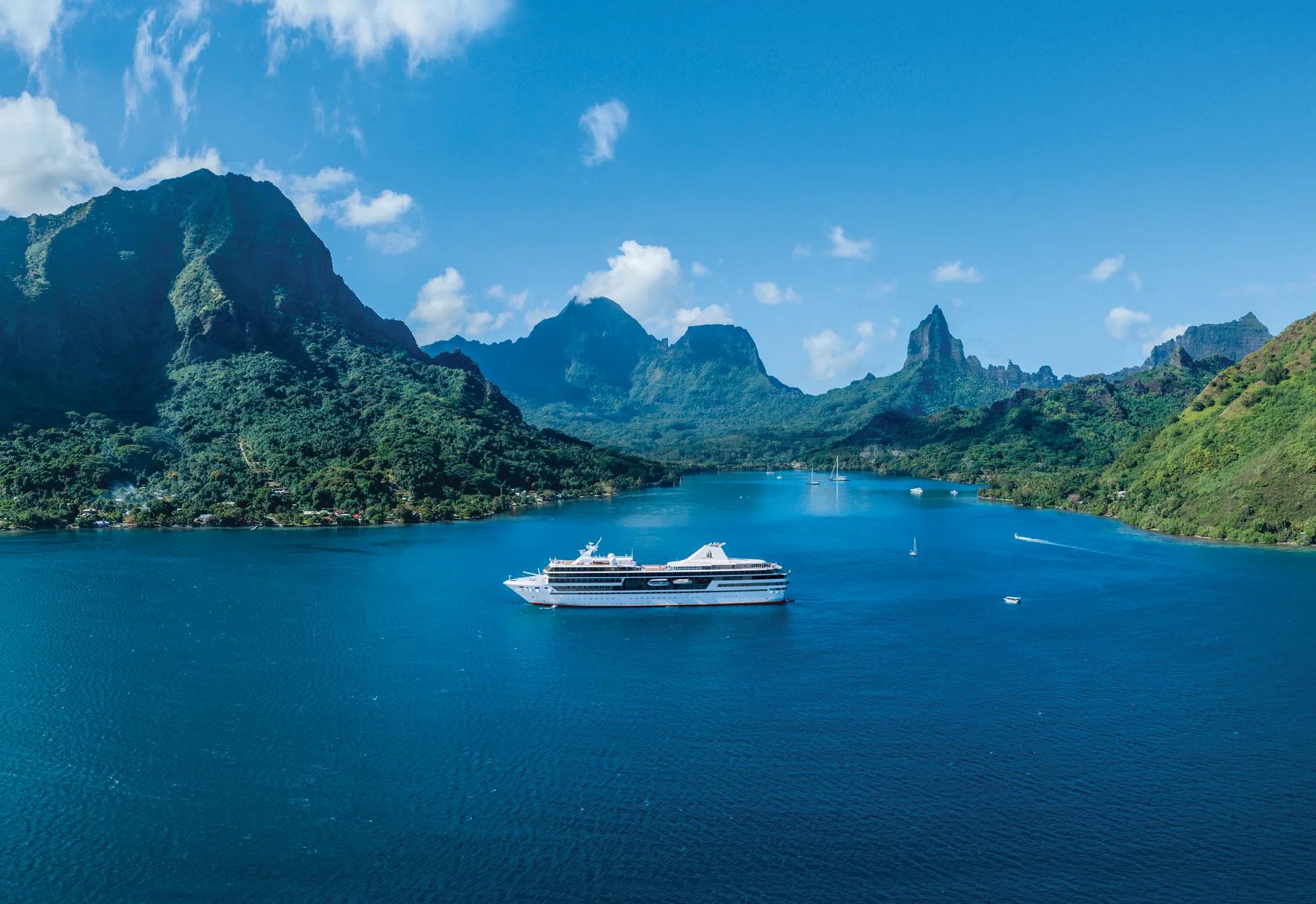 Navio m/s Paul Gauguin da Paul Gauguin Cruises